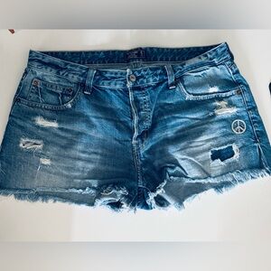 Abercrombie & Fitch Light Blue Ripped Jean Shorts Size 31/12